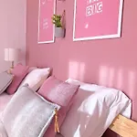 شقة Cozy 3 Near House Of Music