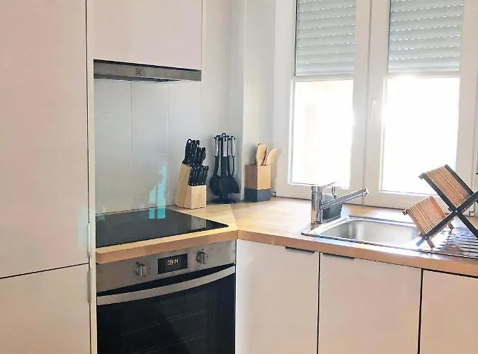 Cozy 3 Near House Of Music *