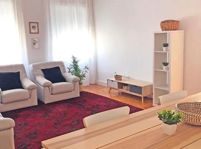 Cozy 3 Near House Of Music *