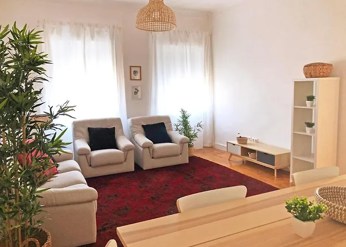 Cozy 3 Near House Of Music بورتو