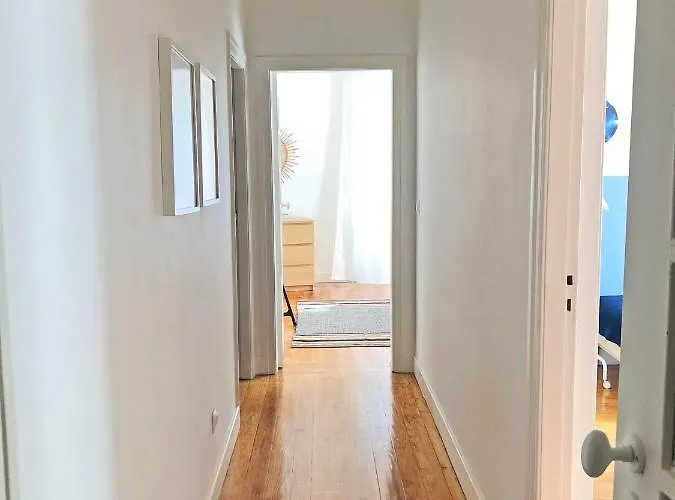 Cozy 3 Near House Of Music * Порту